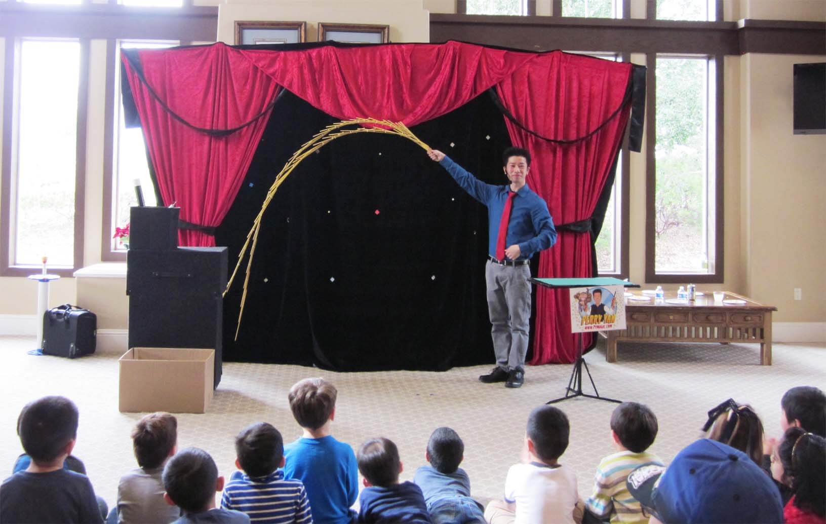 Perry Yan's Magic Show